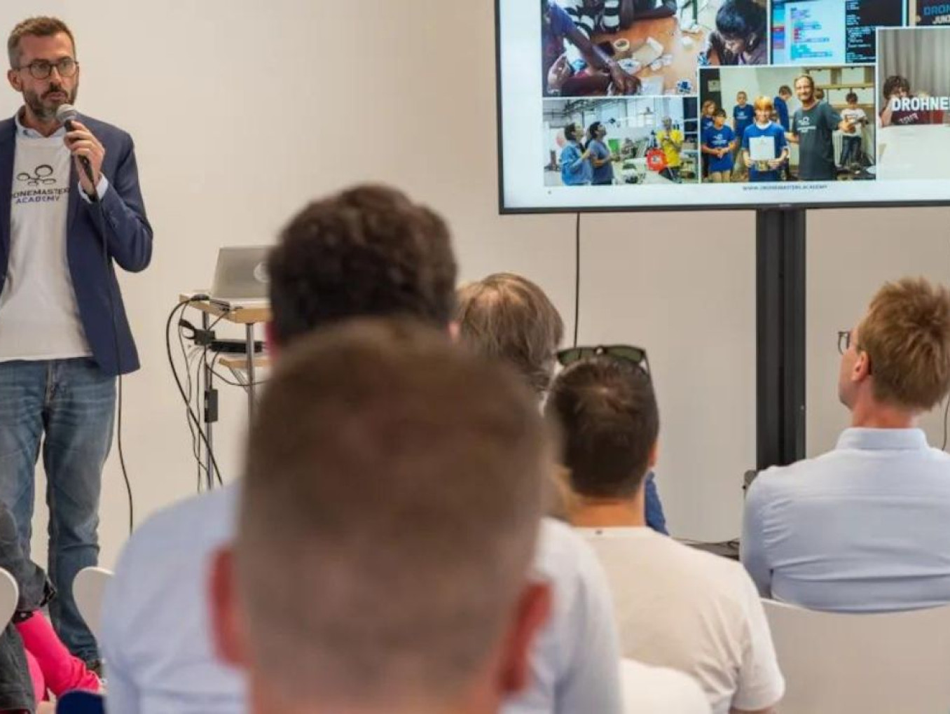 71st DroneMasters Meetup Hero Image 