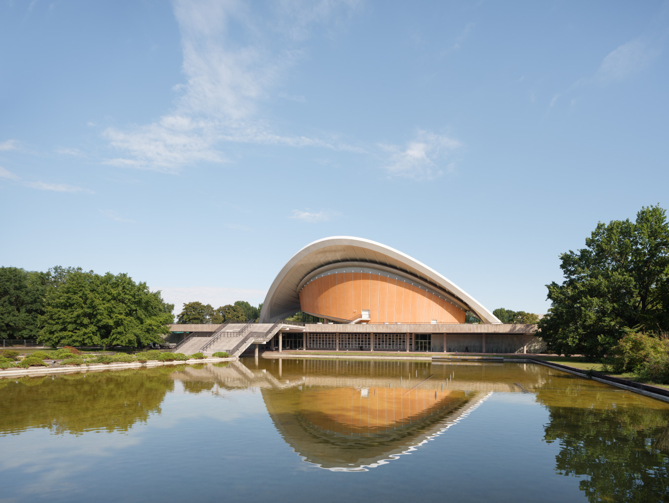 Haus der Kulturen der Welt from the front