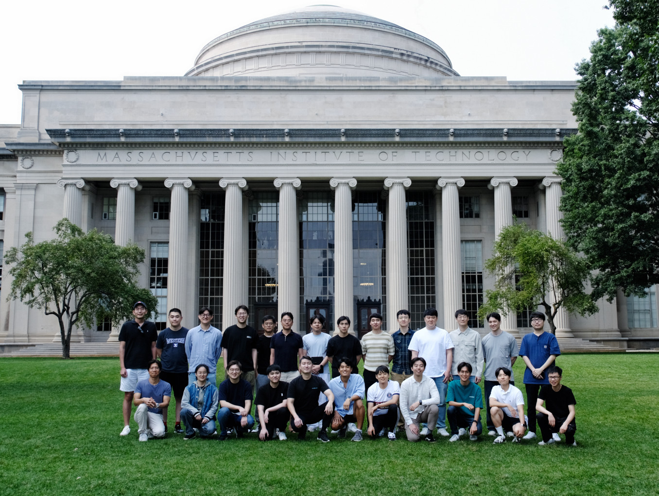 Jeehwan Kim Group Photo