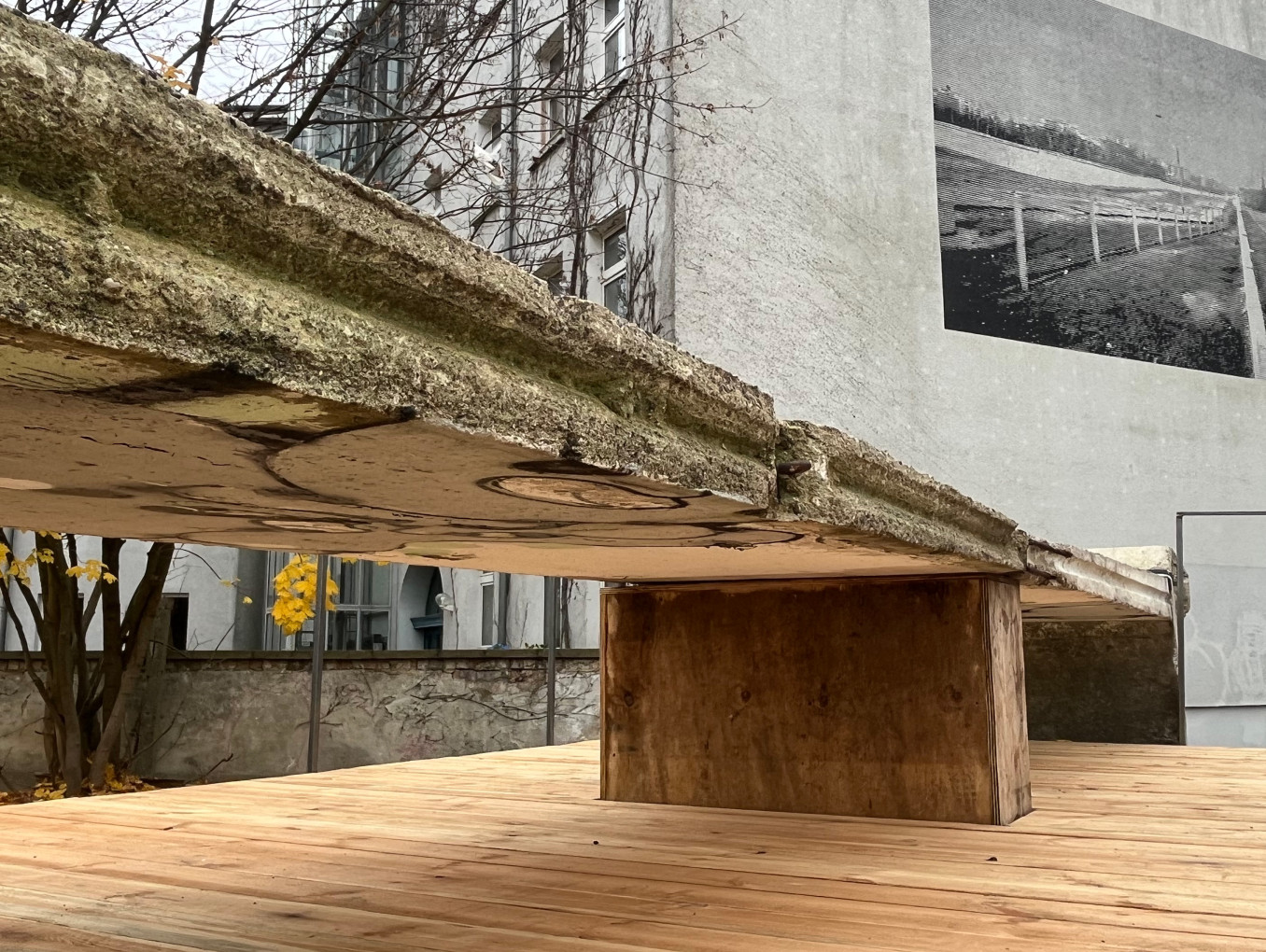 Berlin Wall table