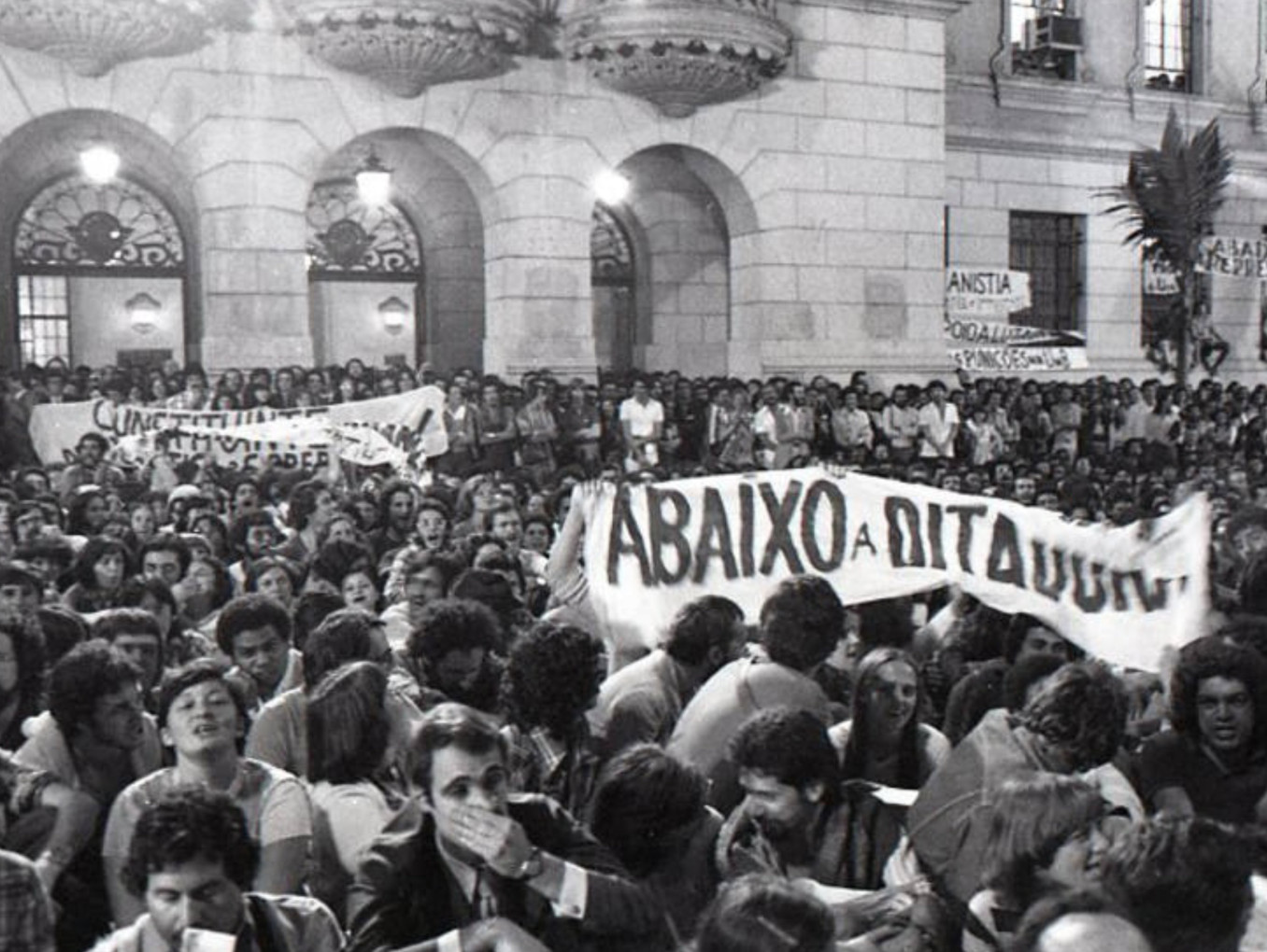 Reading of the Letter to Brazilians, August 8, 1977, Largo de São Francisco, at USP Law School, São Paulo, Brazil