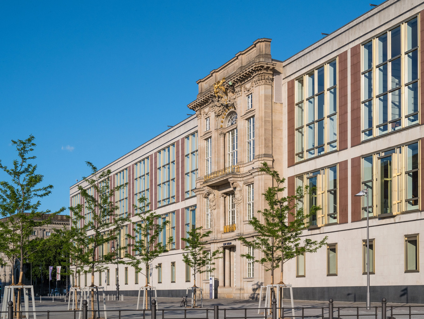 Gebäude der ESMT