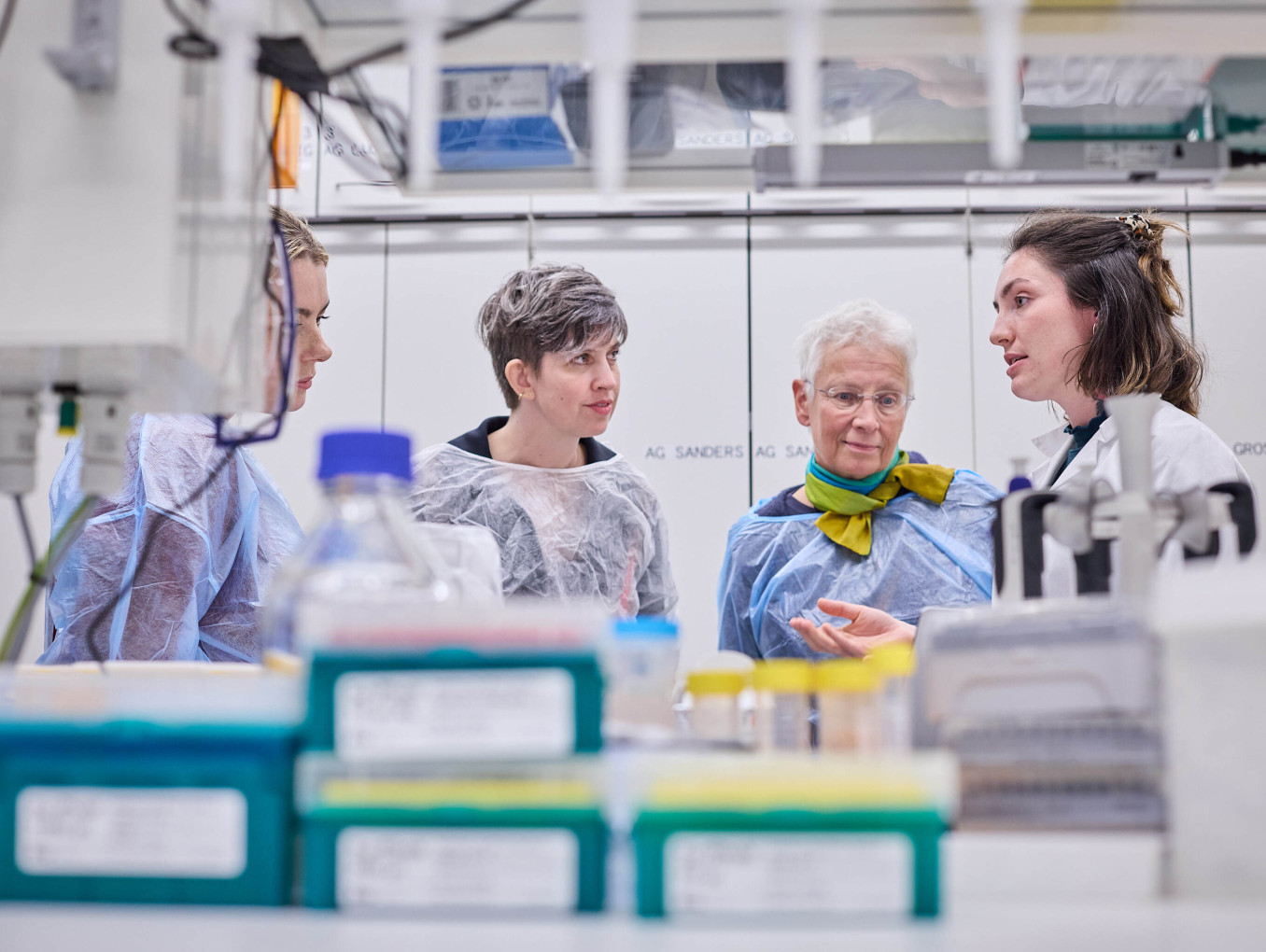 Laboratory tour during Berlin Science Week 2025