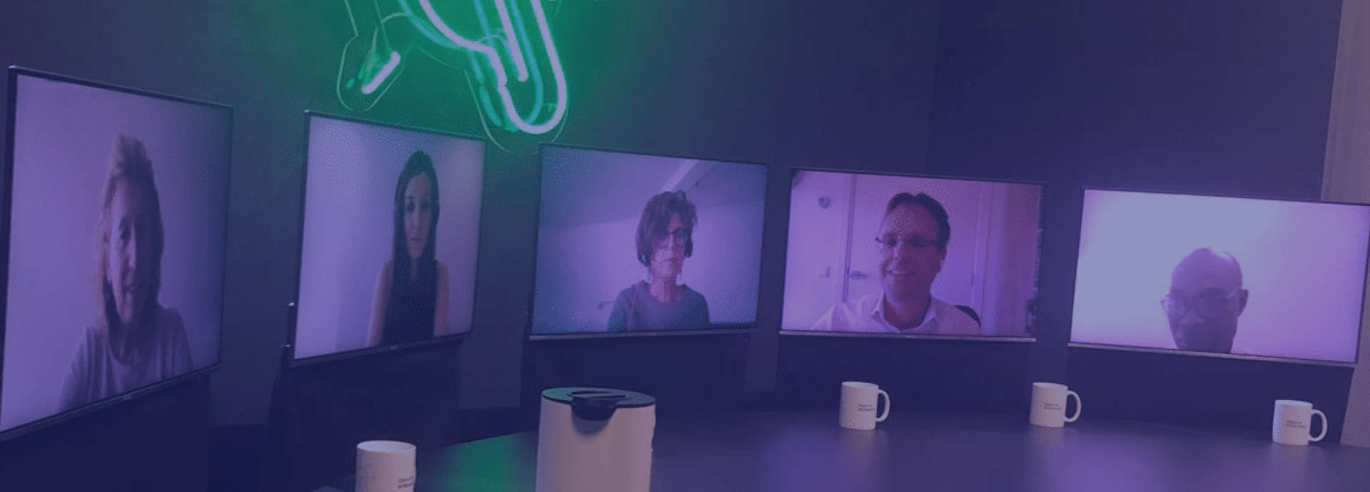 5 screens with each with one festival speaker on them (online event)