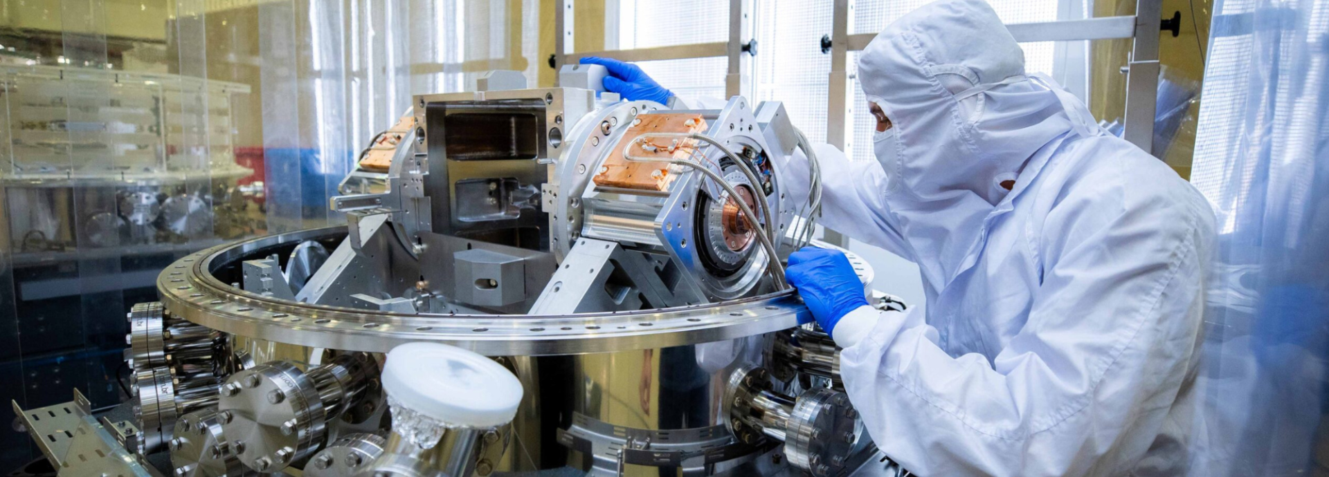 Man working in Sirius, Brazil's fourt generation synchrotron lab 