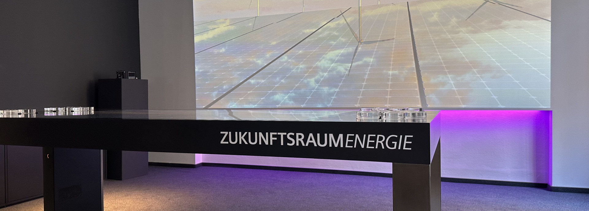 Interactive Touch Table for cooperative serious energy gaming