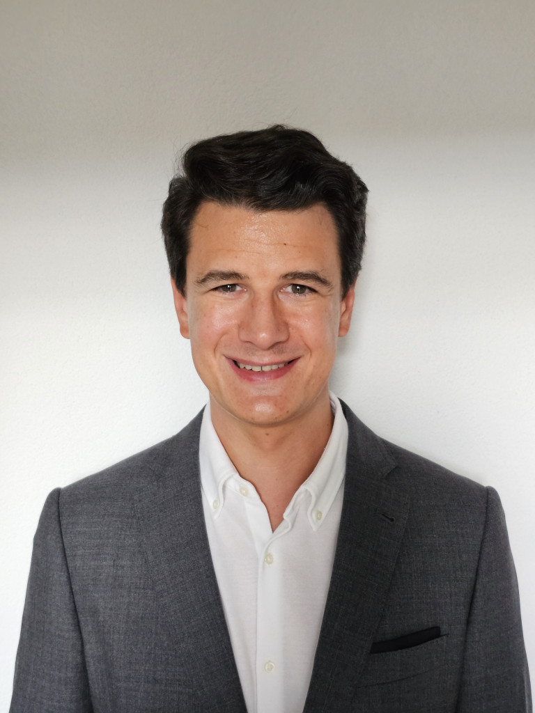 A portrait photo of Rafel Wampfler