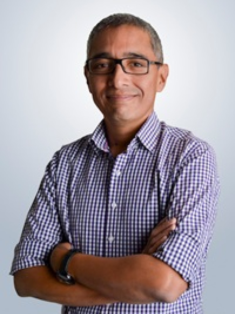 Dr. Francisco Porras