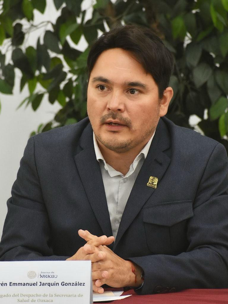 Dr. Efrén Emanuel Jarquín González