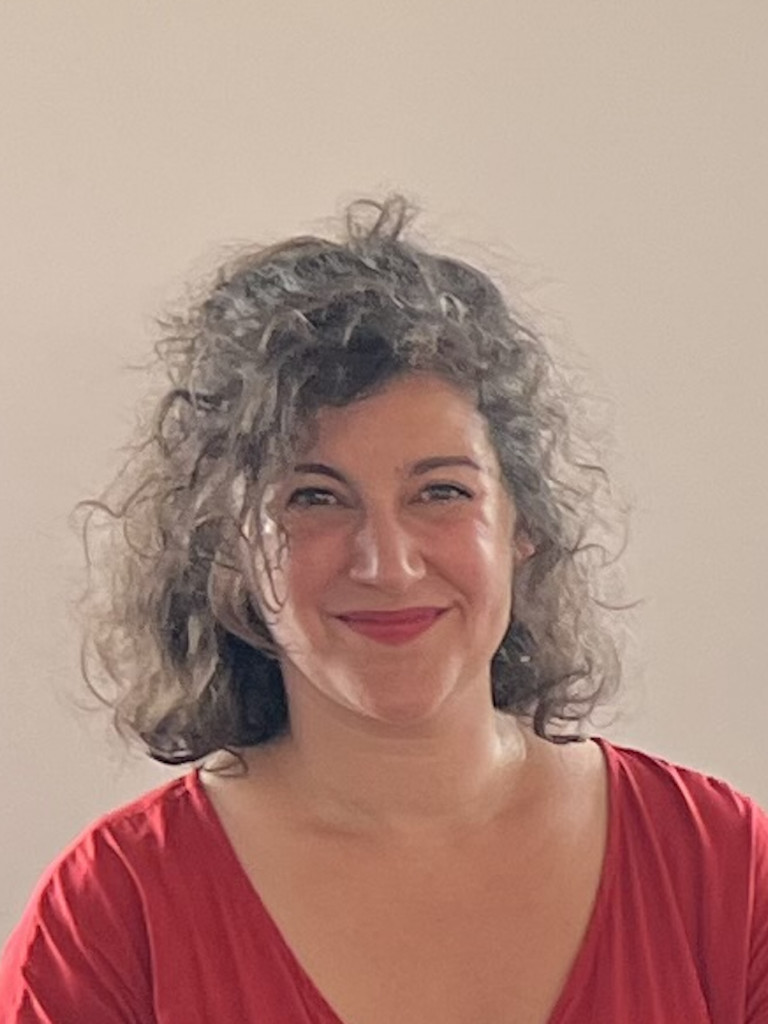 Portrait of Nausikaä El-Mecky (PhD 2013, University of Cambridge) who is a tenure-track researcher at Universitat Pompeu Fabra