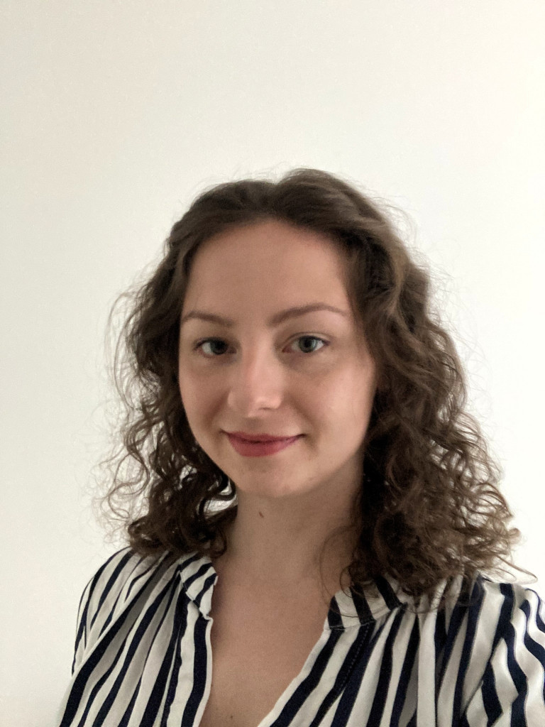 The photo shows Felicitas von Usslar