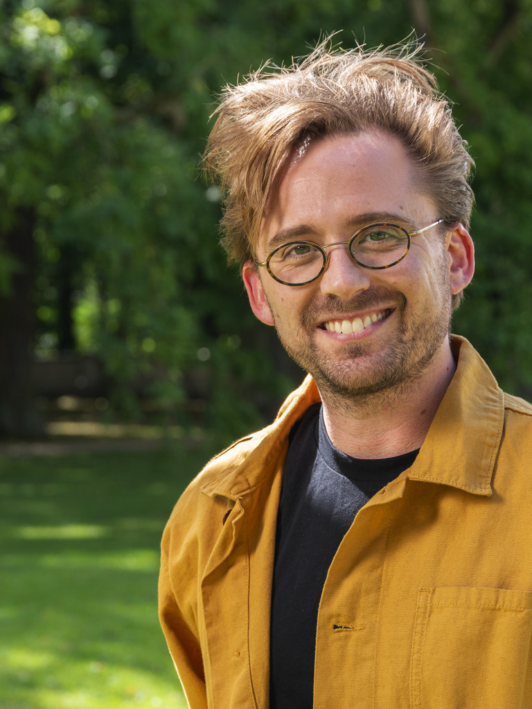 Profile Picture of speaker Carl Elliott Smith