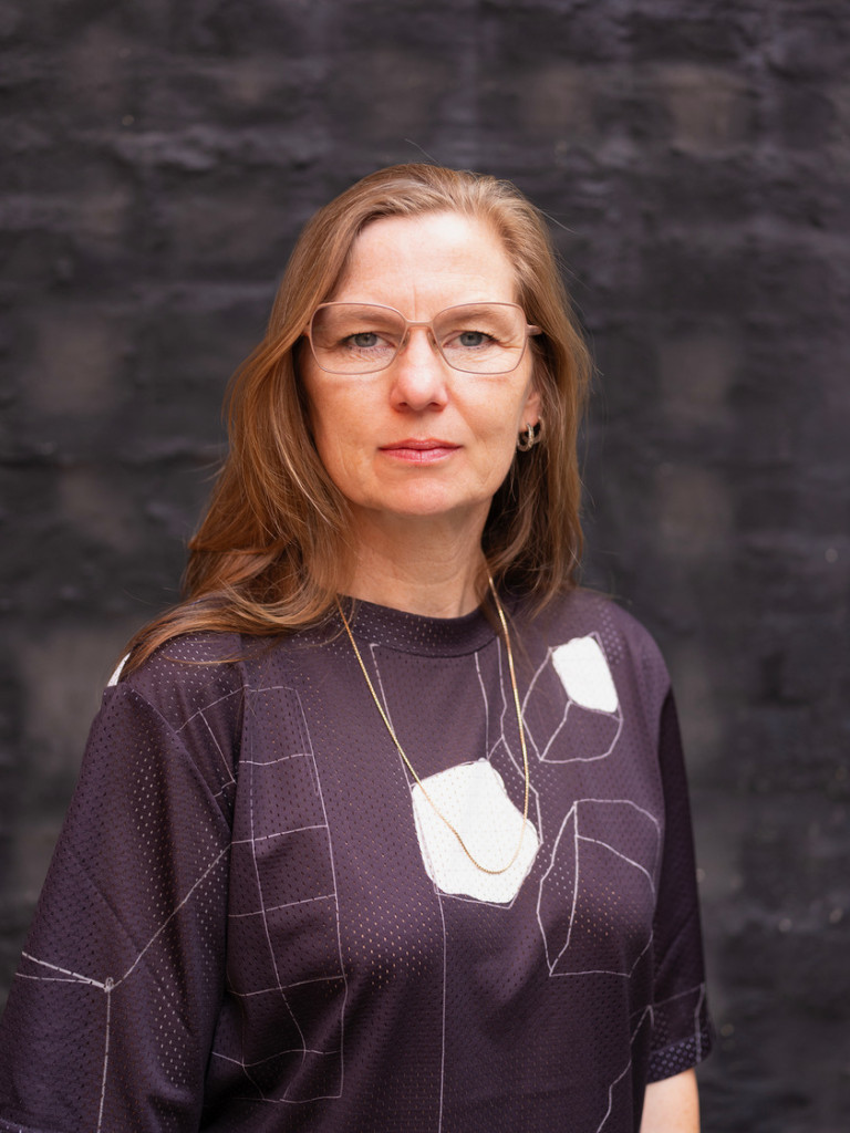 Portrait Susanne Kriemann