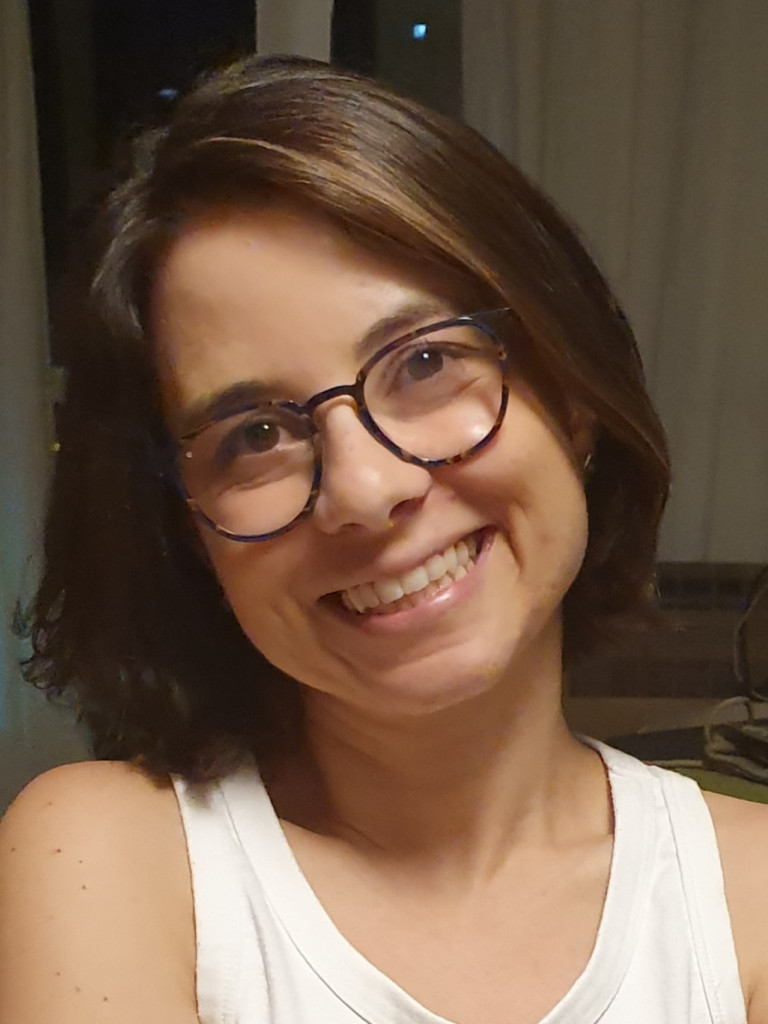 Photo of Dr. Ana Clara Duran