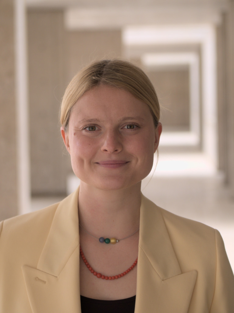 Laura Globig, Postdoctoral Researcher, New York University