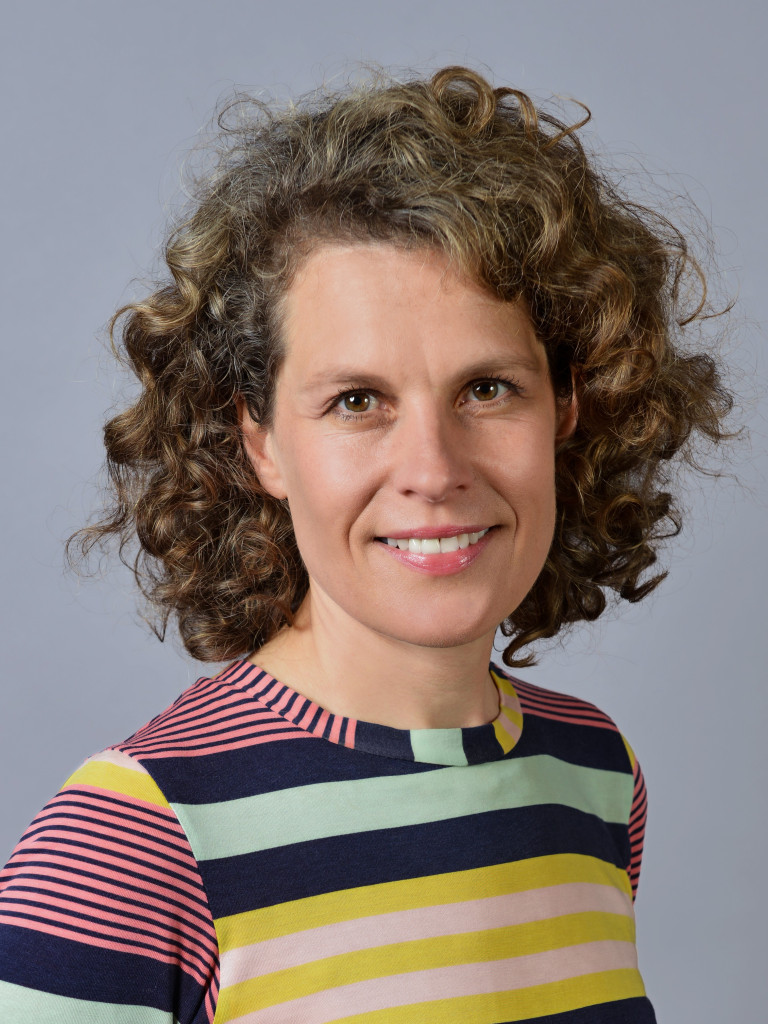 Julia Vismann, Journalist and Moderator