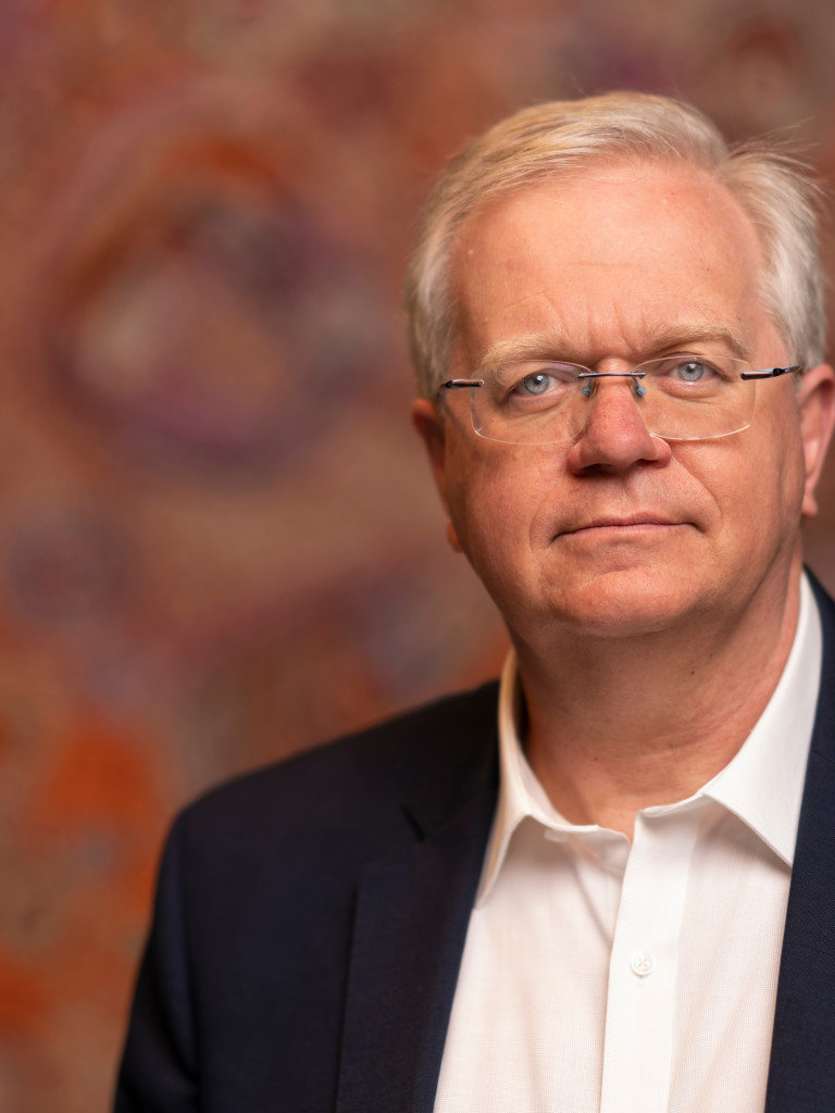 Portrait of Brian Schmidt