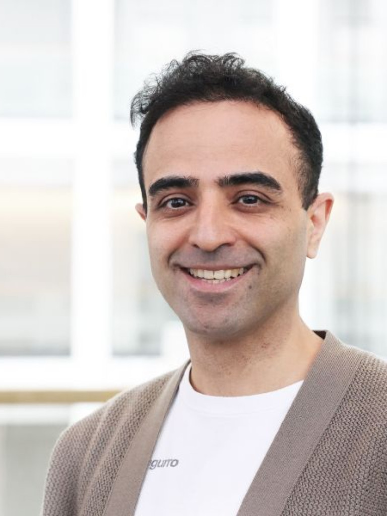 Milad Rezvani Portrait