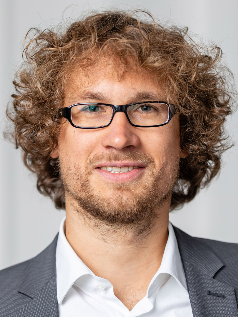 Prof. Dr. Janik Wolters