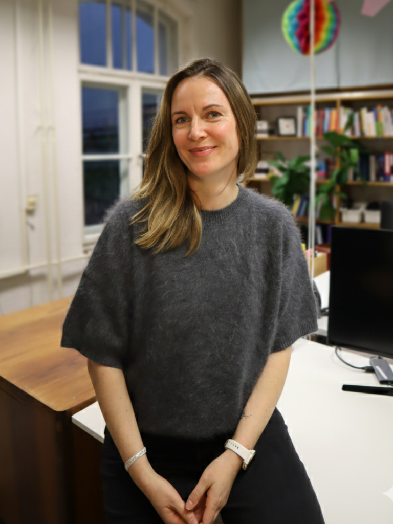 Photo portrait of Katja Brunner - Workshop trainer from Science & StartUps