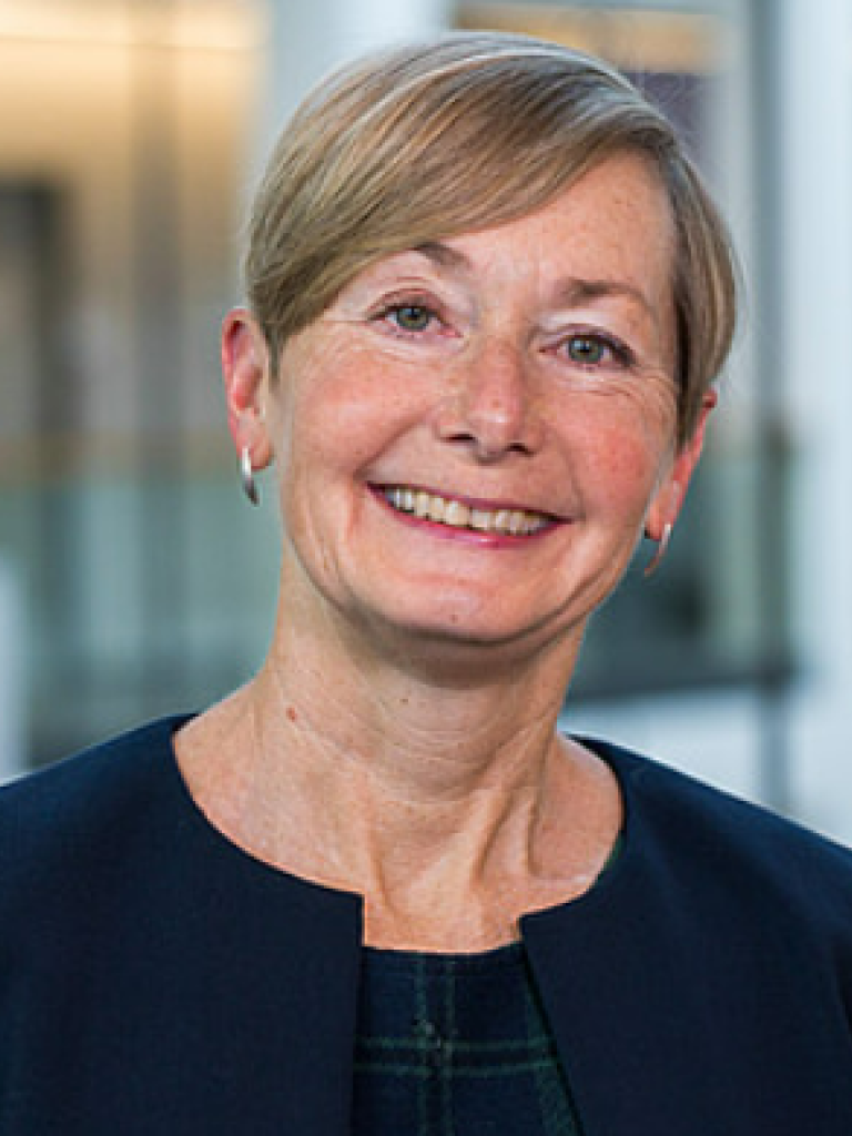 Prof. Dr. Beate Kampmann